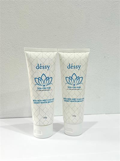 Sữa rửa mặt déssy